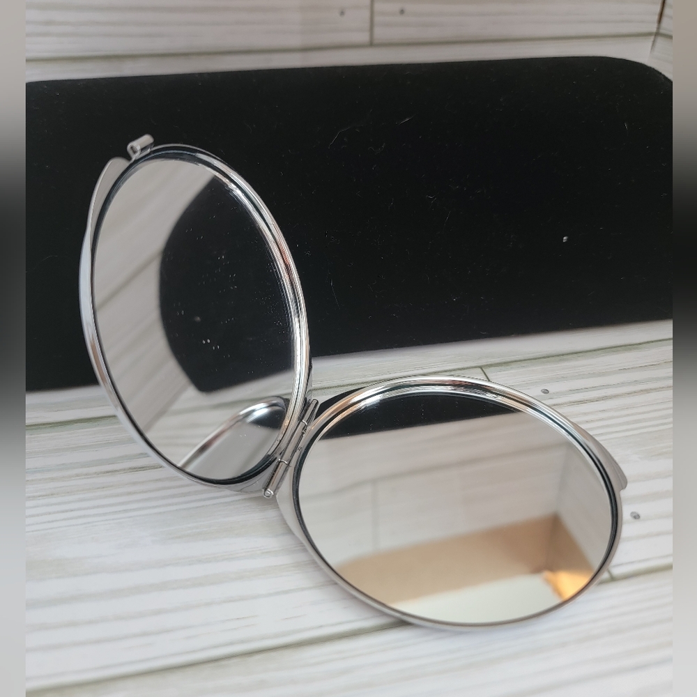 Clear Rhinestone Compact Mirror - Picture 2 of 2
